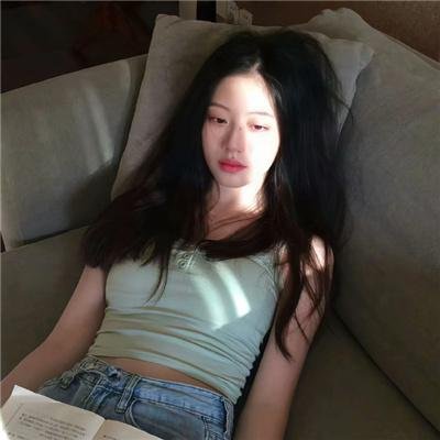 彩象岛的女孩儿